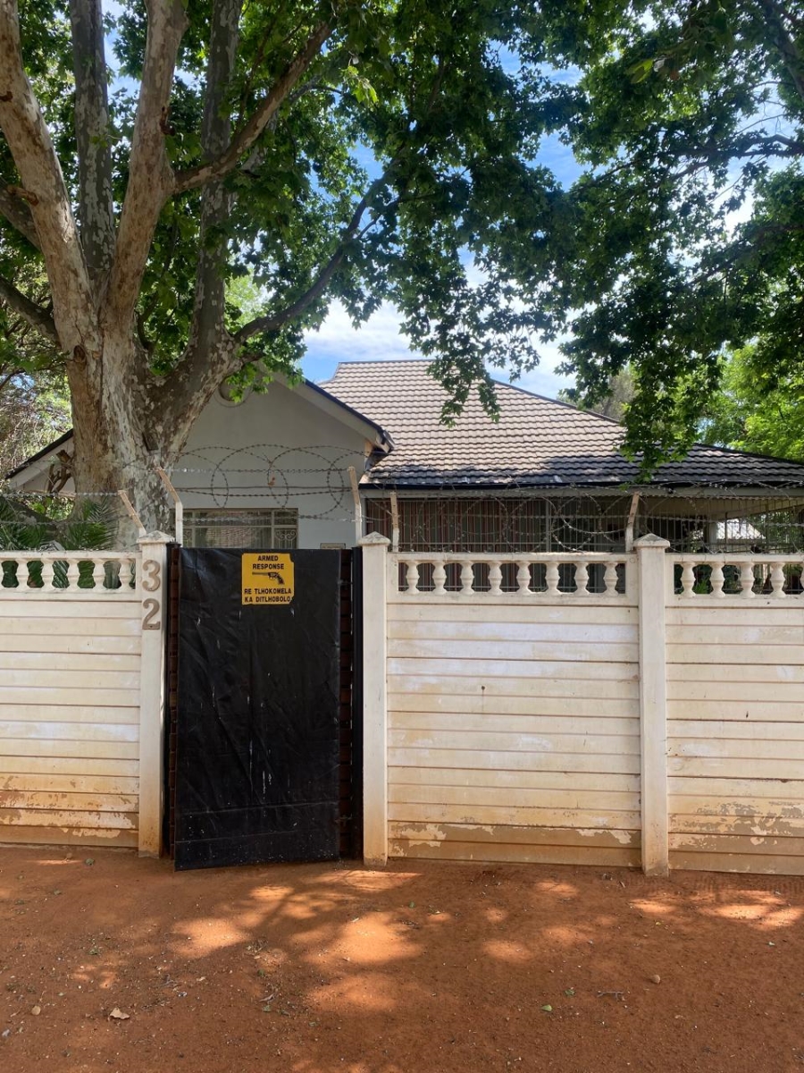 4 Bedroom Property for Sale in Makwassie North West